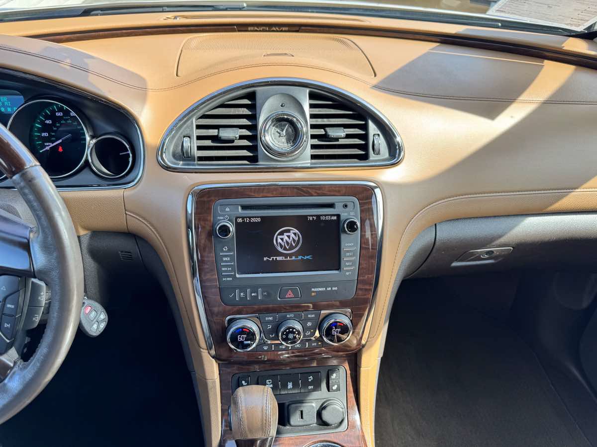 Used 2015 Buick Enclave Leather FWD image 44