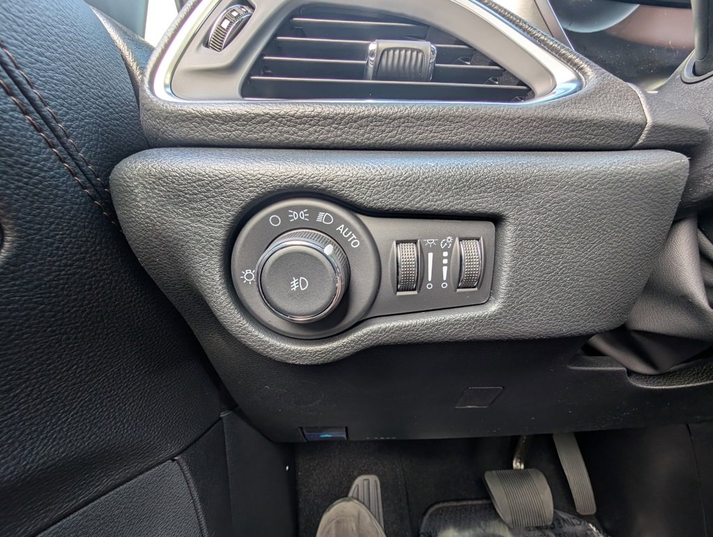 New 2026 Chrysler Pacifica Pinnacle image 40
