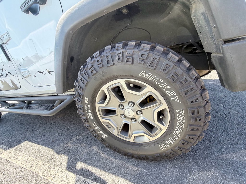 Used 2014 Jeep Wrangler Unlimited Rubicon w/ Connectivity Group image 28