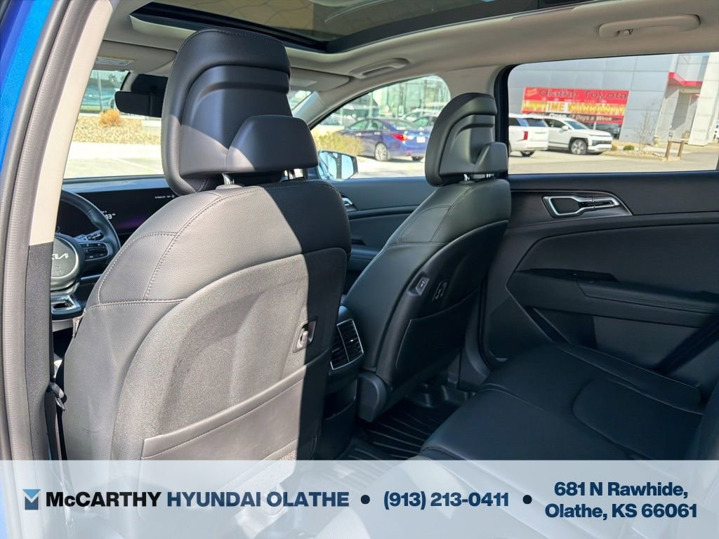 Used 2025 Kia Sportage EX w/ Premium Package FWD image 22