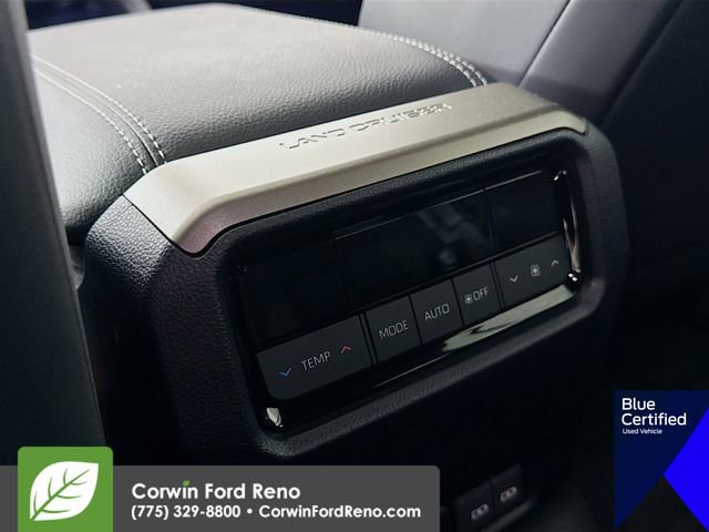 Used 2024 Toyota Land Cruiser image 30