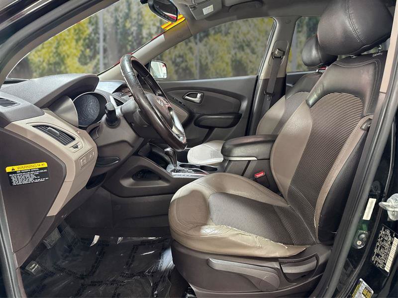 Used 2011 Hyundai Tucson GLS FWD image 9