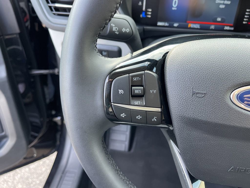 Certified 2023 Ford Escape Active w/ Cold Weather Package image 16