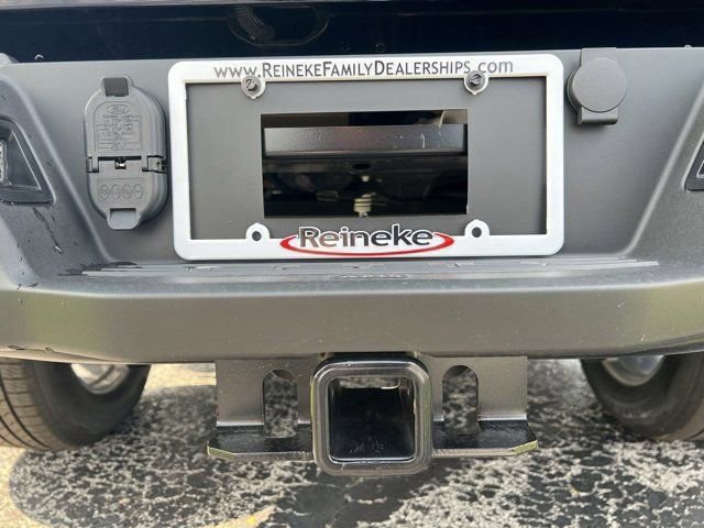 New 2025 Ford F150 Lightning Lariat image 31