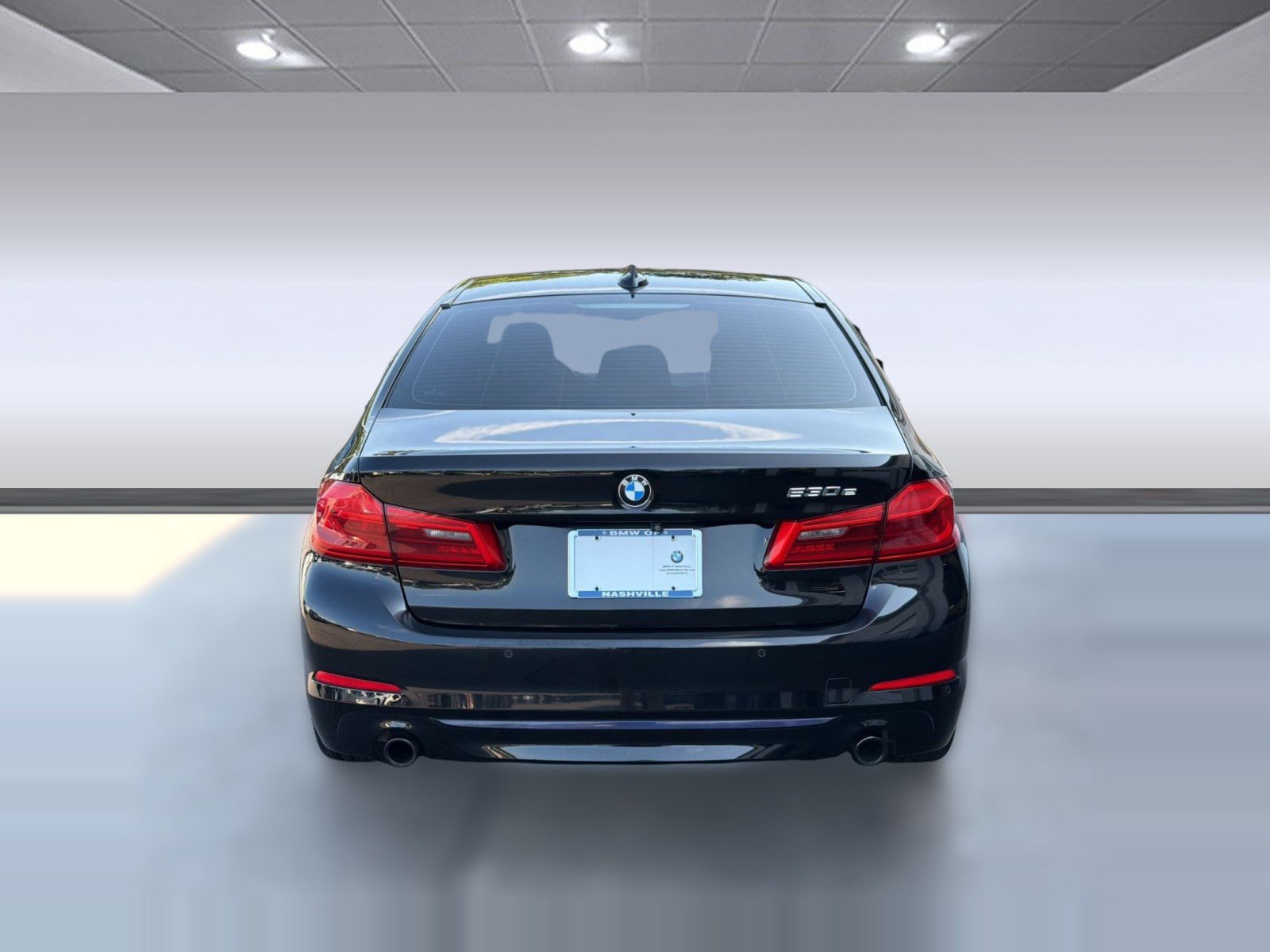 Used 2018 BMW 530e xDrive AWD/4WD image 10