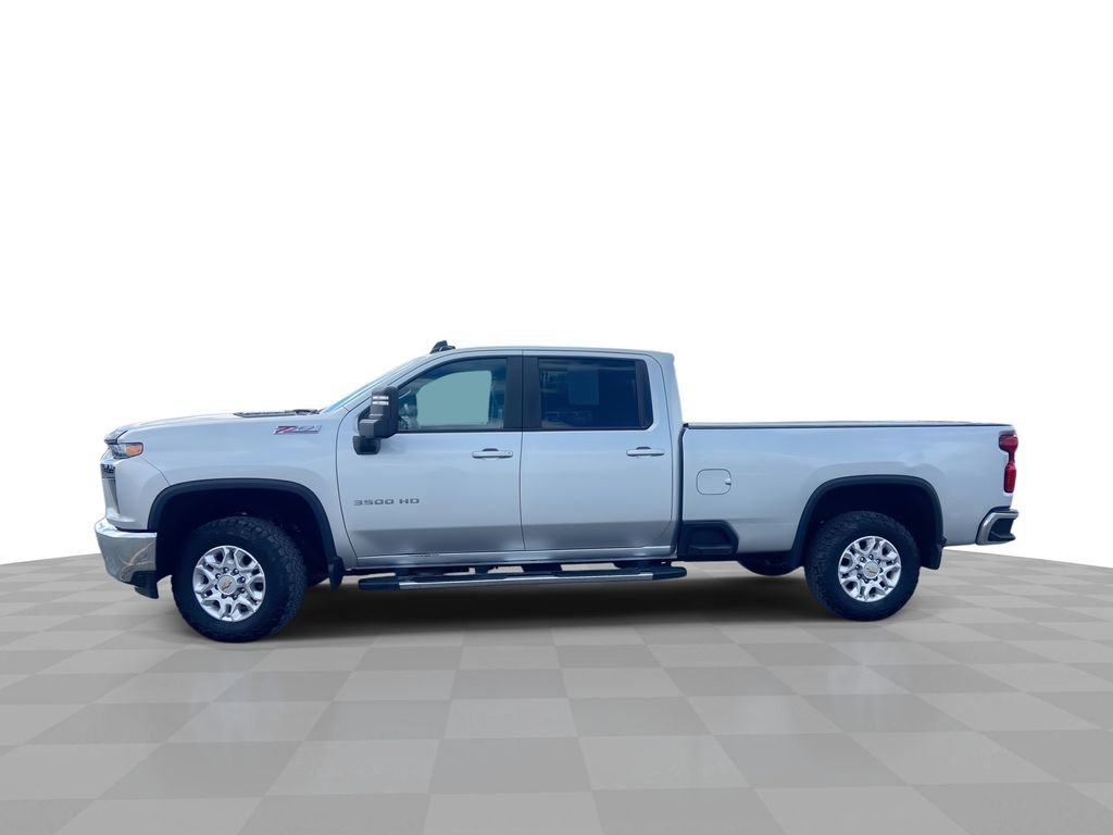 Used 2022 Chevrolet Silverado 3500 LT w/ Convenience Package AWD/4WD image 1