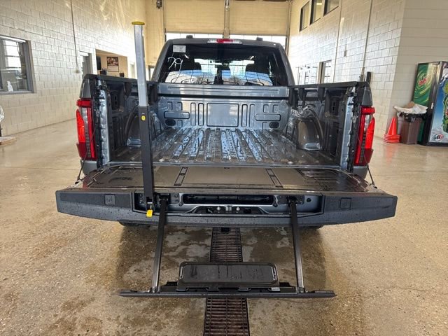 New 2026 Ford F150 XLT w/ XLT Chrome Appearance Package image 15
