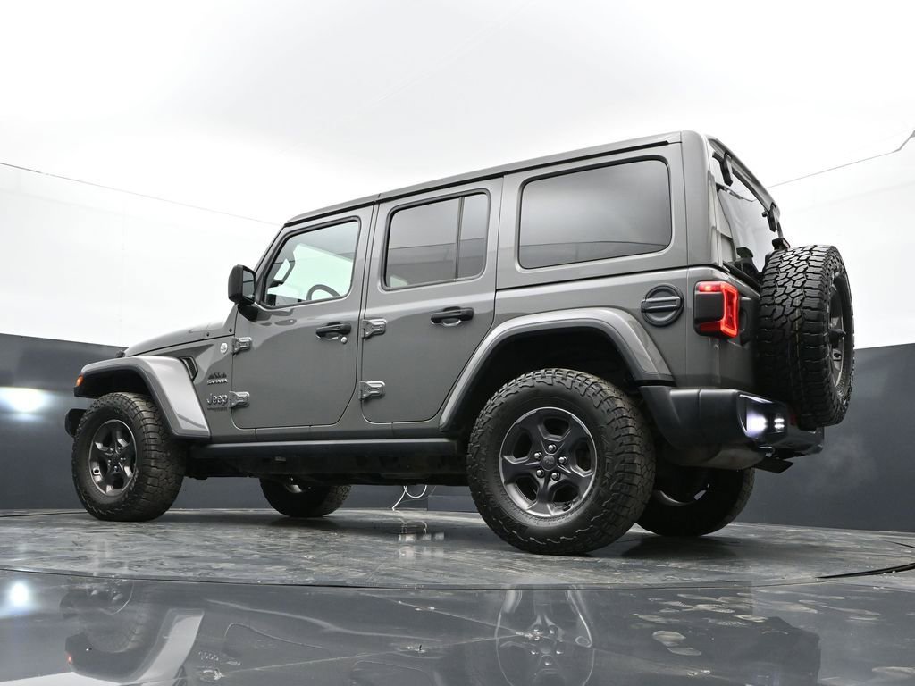 Used 2022 Jeep Wrangler Unlimited Sahara w/ Cold Weather Group image 38