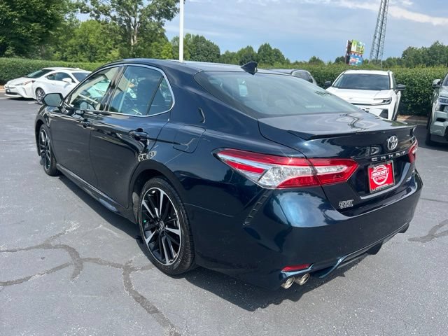 Used 2020 Toyota Camry XSE FWD image 9