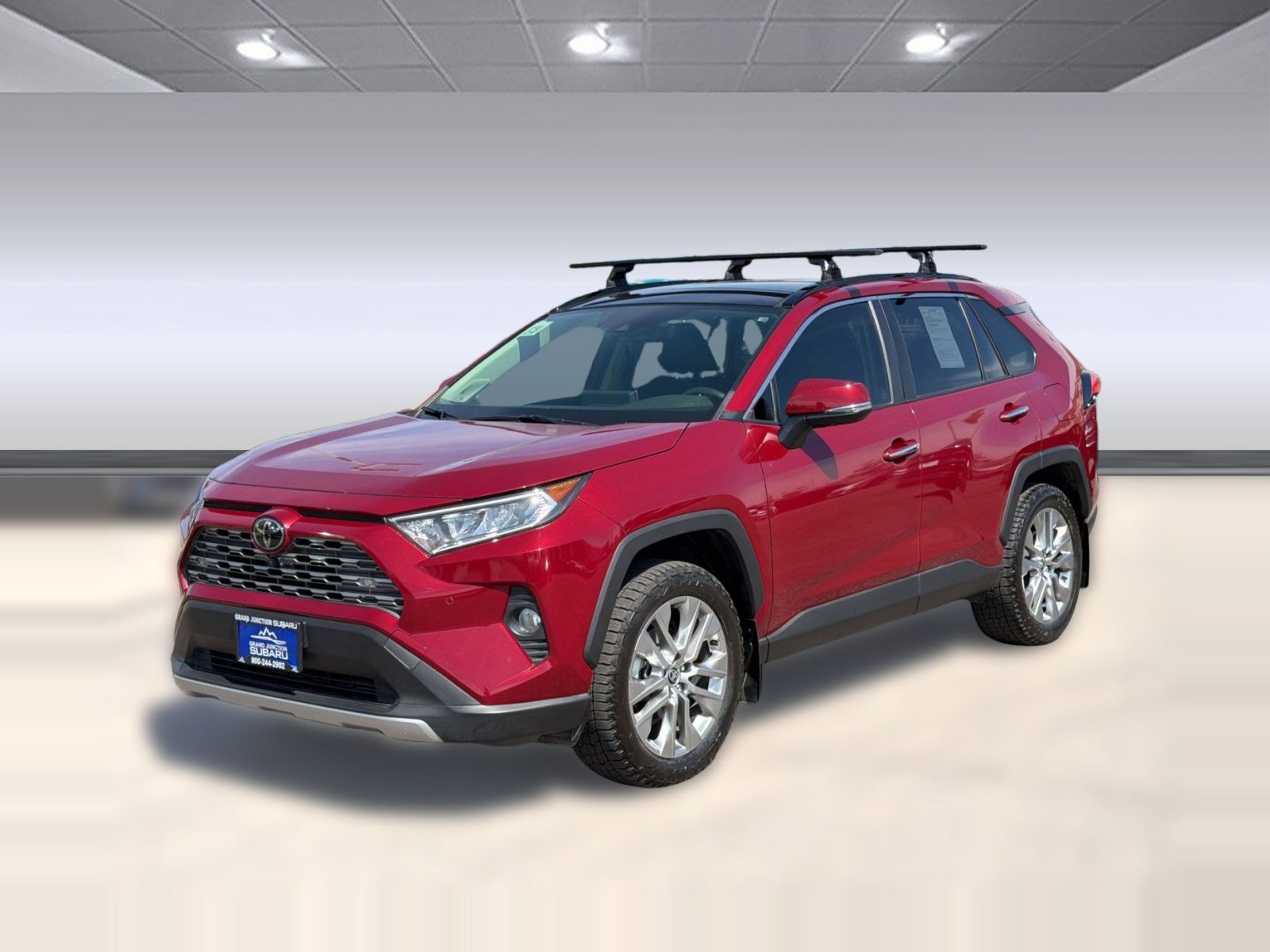 Used 2021 Toyota RAV4 Limited image 1