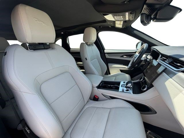 Used 2026 Jaguar F-PACE R-Dynamic S AWD/4WD image 16