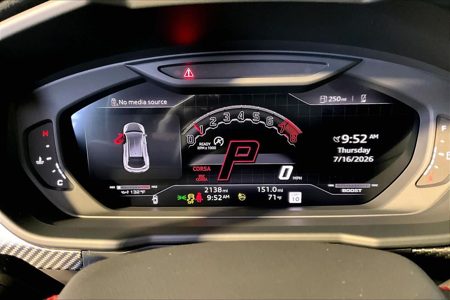 Used 2024 Lamborghini Urus Performante AWD/4WD image 25