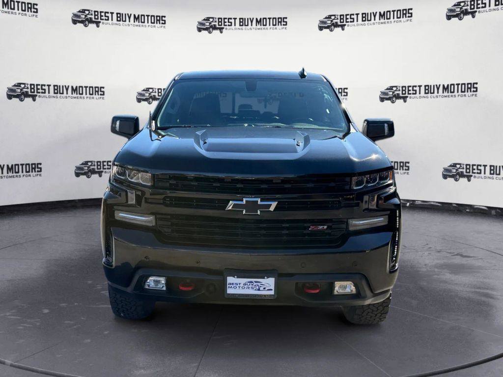 Used 2020 Chevrolet Silverado 1500 LT Trail Boss w/ Midnight Edition image 2