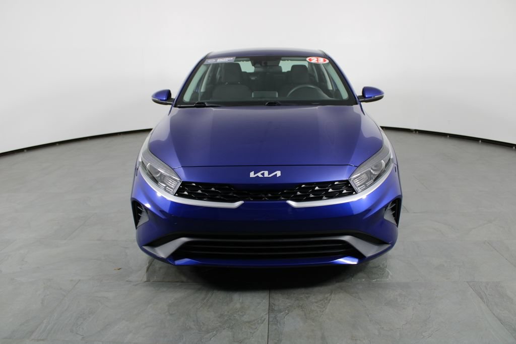 Used 2023 Kia Forte LXS w/ LXS Technology Package FWD image 12