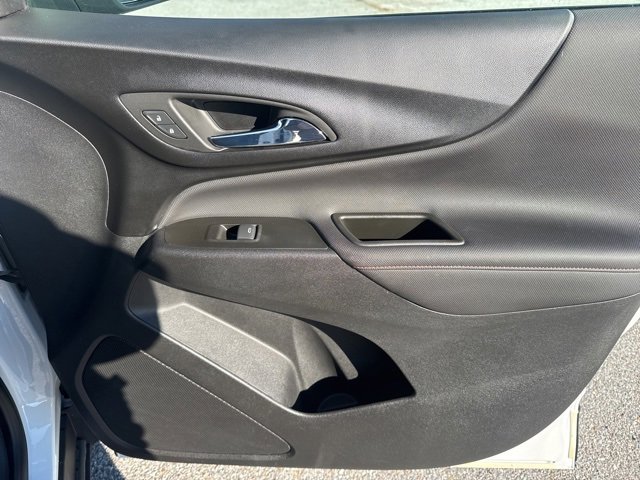 Used 2022 Chevrolet Equinox RS w/ LPO, Floor Liner Package image 25