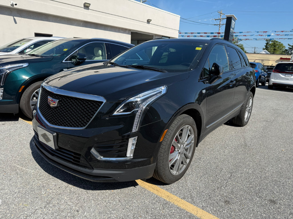 Certified 2023 Cadillac XT5 Sportv AWD/4WD image 3