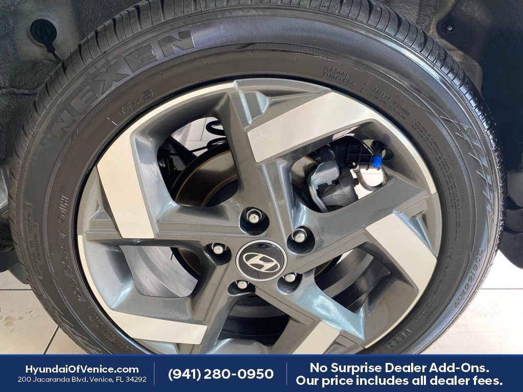 Certified 2026 Hyundai Venue SEL FWD image 23