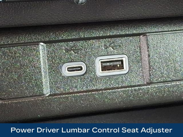 Used 2024 GMC Canyon AT4 image 28