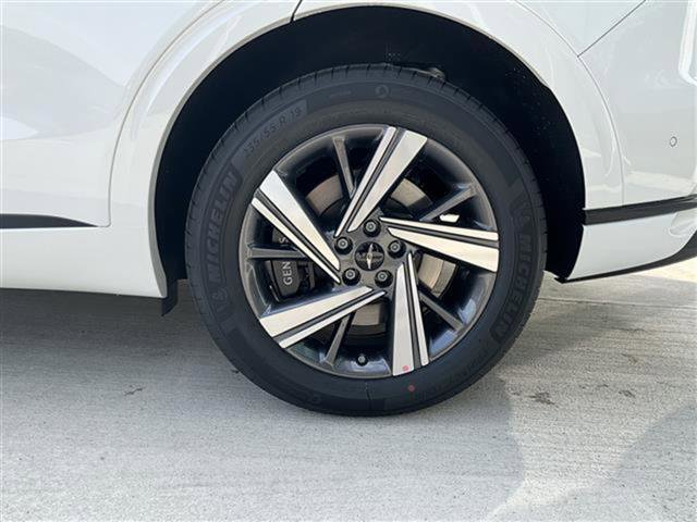 New 2026 Genesis GV70 3.5T Sport Advanced image 7