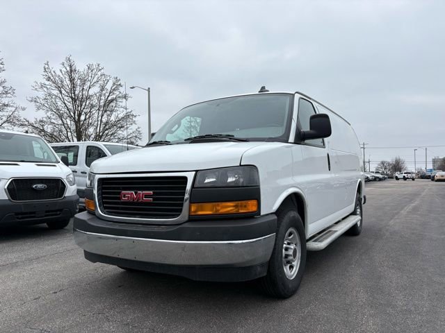 Used 2024 GMC Savana 2500 w/ Driver Convenience Package image 1
