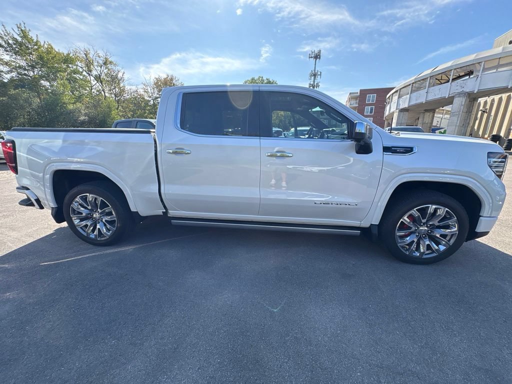 Used 2023 GMC Sierra 1500 Denali w/ Denali Reserve Package AWD/4WD image 6