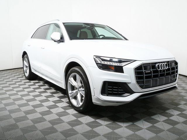 Used 2019 Audi Q8 Prestige w/ Towing Package AWD/4WD image 27