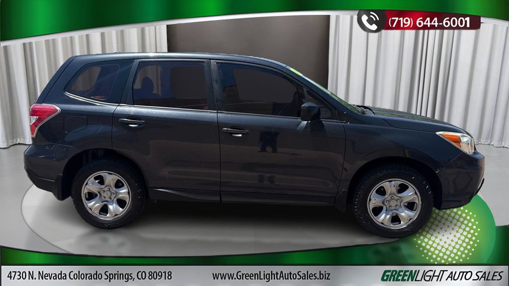 Used 2014 Subaru Forester 2.5i AWD/4WD image 6