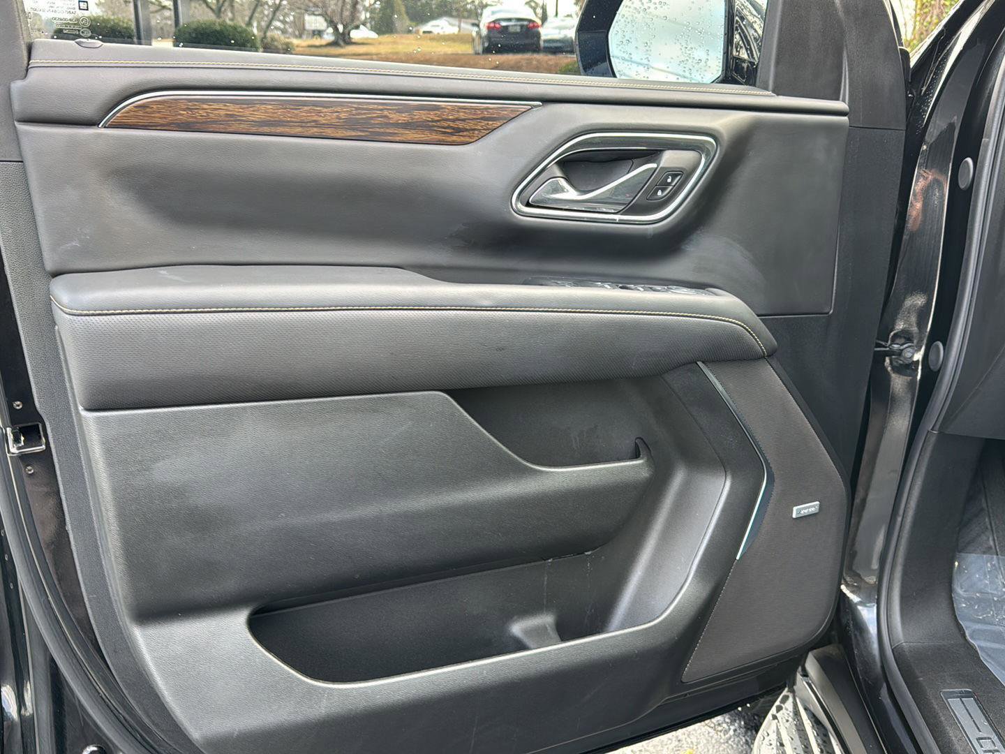 Used 2024 Chevrolet Tahoe Premier image 15