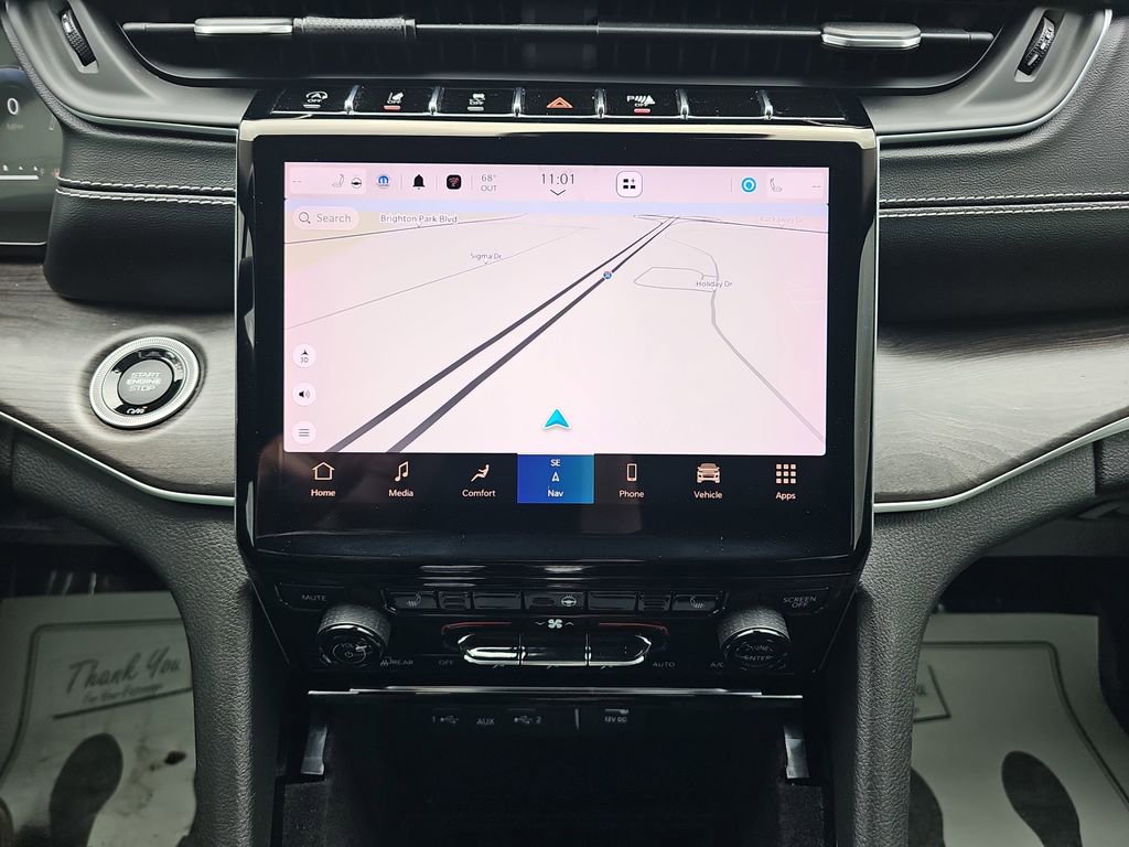 Used 2022 Jeep Grand Cherokee L Limited image 27