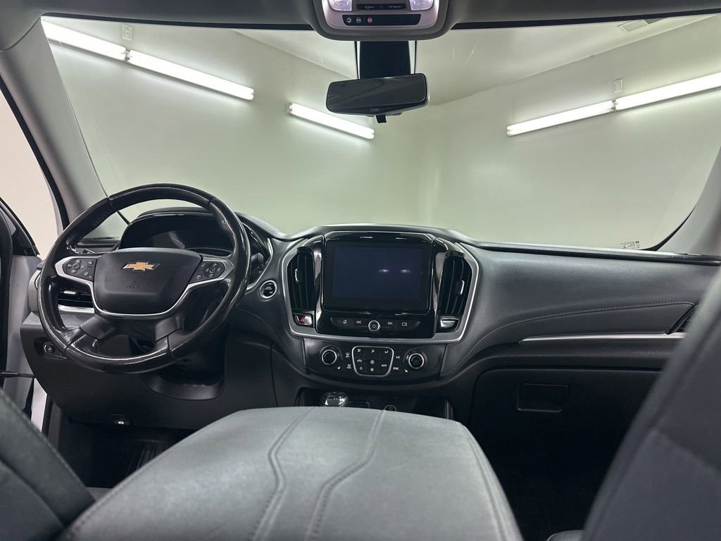 Used 2020 Chevrolet Traverse LT w/ LT Premium Package AWD/4WD image 25