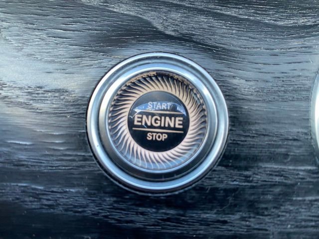 Used 2019 Mercedes-Benz E 300 4MATIC image 48