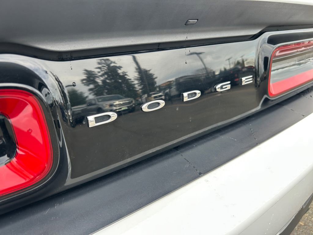 Used 2022 Dodge Challenger R/T w/ Plus Package RWD image 35
