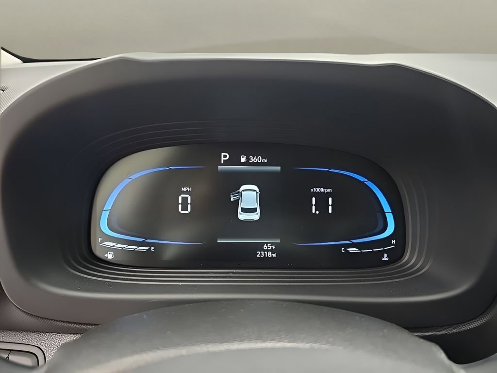 Certified 2024 Hyundai Venue SEL image 28