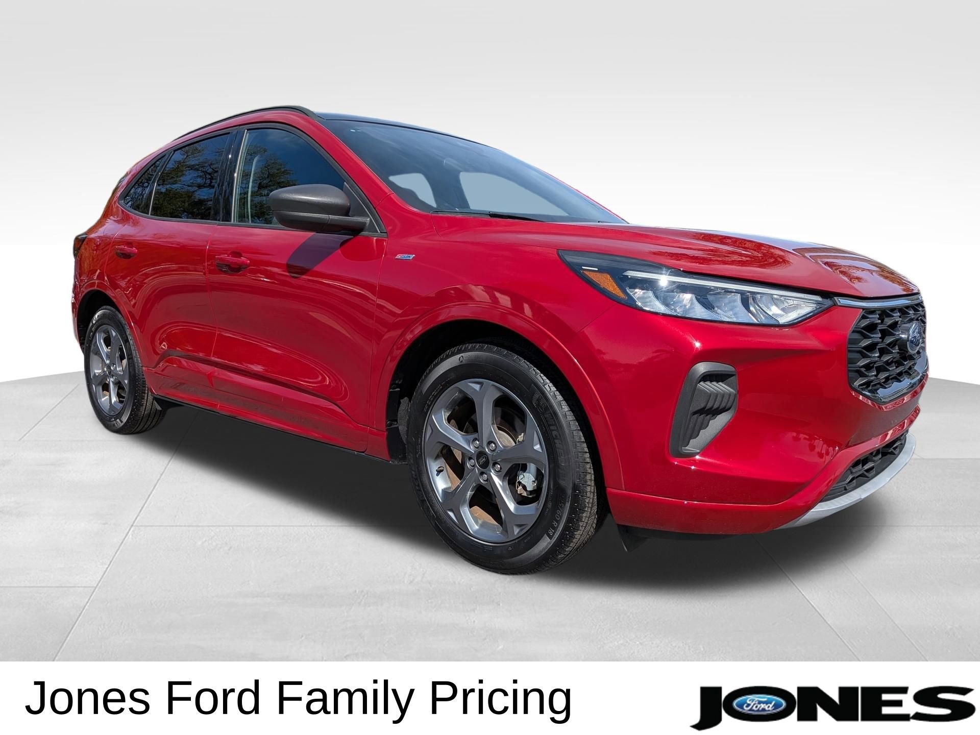 Certified 2023 Ford Escape ST-Line w/ Tech Pack #1 image 3