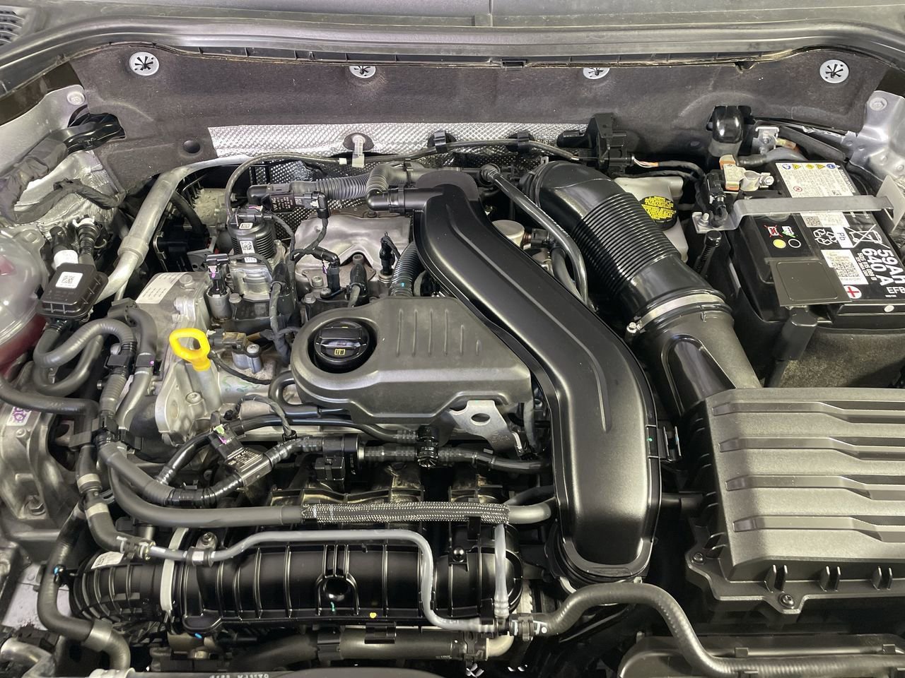 Used 2024 Volkswagen Taos SE FWD image 10