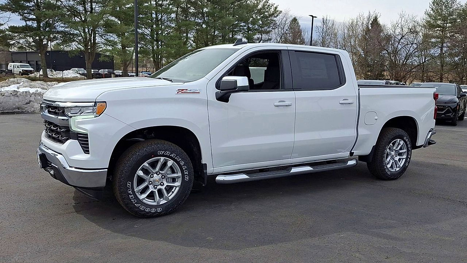 New 2026 Chevrolet Silverado 1500 LT w/ Z71 Off-Road Package image 7