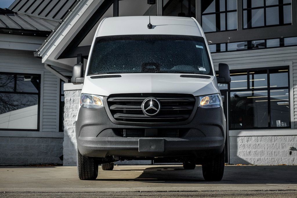 Used 2026 Mercedes-Benz Sprinter 2500 image 5