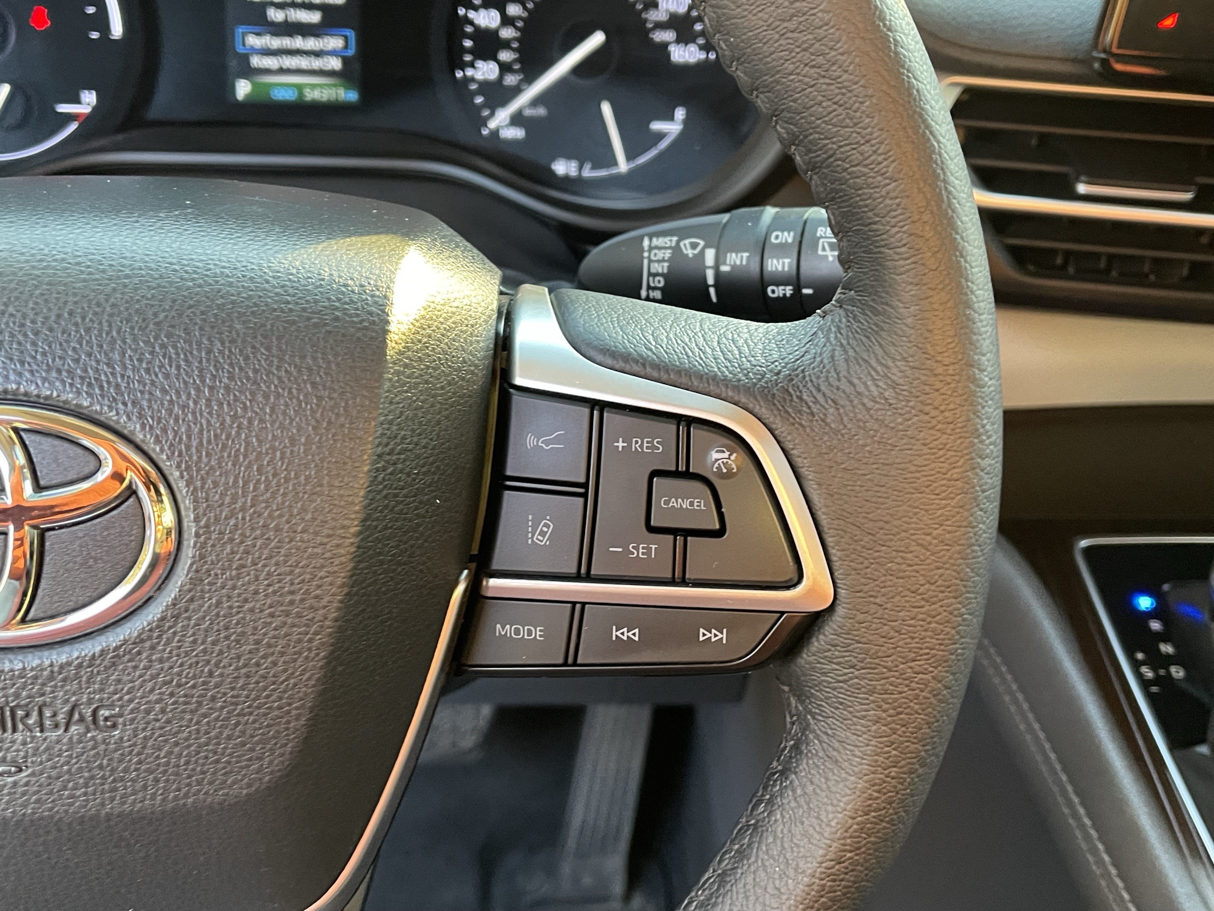 Certified 2021 Toyota Sienna XLE AWD/4WD image 26