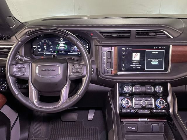 Used 2023 GMC Yukon Denali Ultimate AWD/4WD image 29