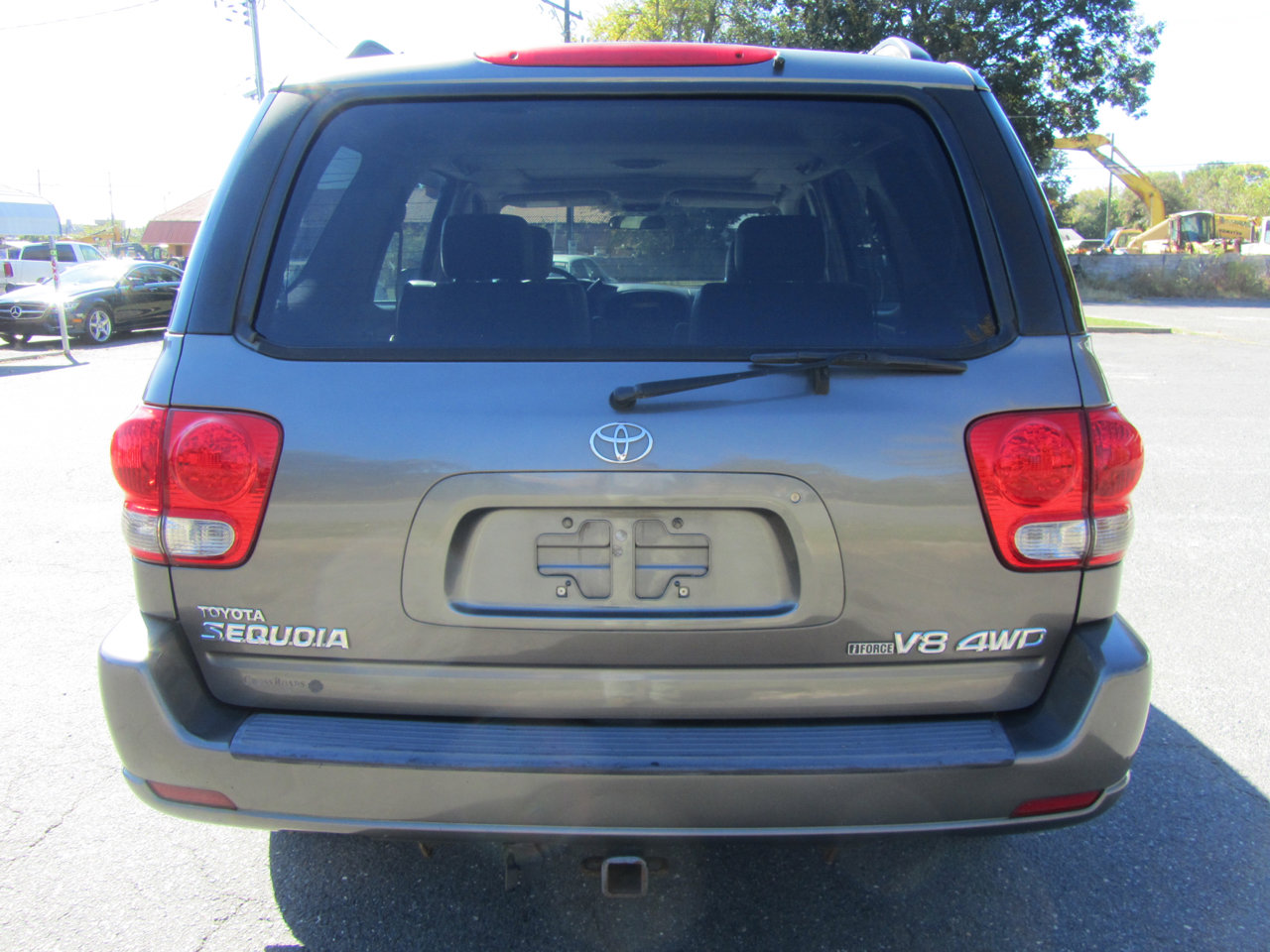 Used 2006 Toyota Sequoia SR5 image 10
