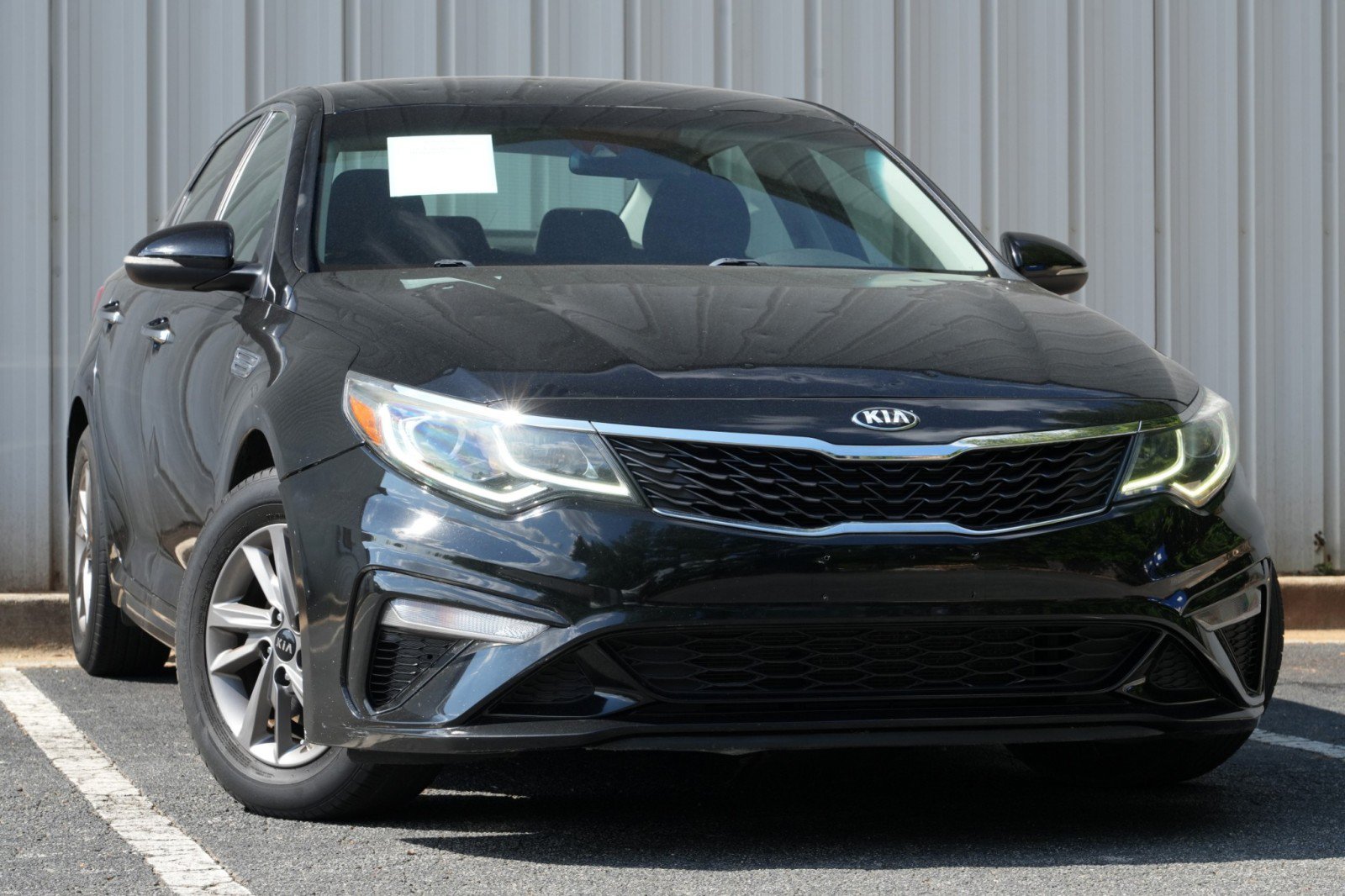 Used 2020 Kia Optima LX FWD image 2