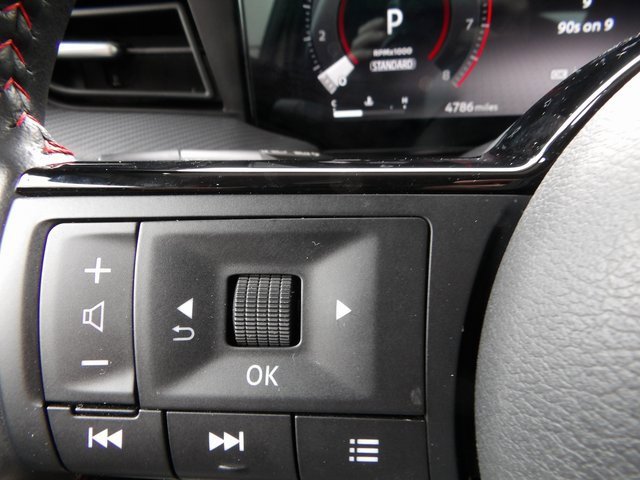 Certified 2025 Nissan Kicks SR image 33