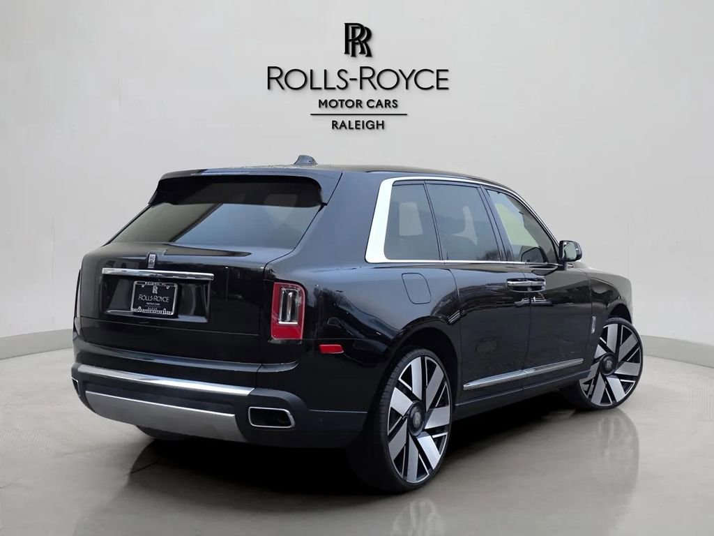 Used 2021 Rolls-Royce Cullinan AWD/4WD video 3