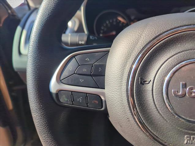 Used 2018 Jeep Compass Sport w/ Tech Group image 12