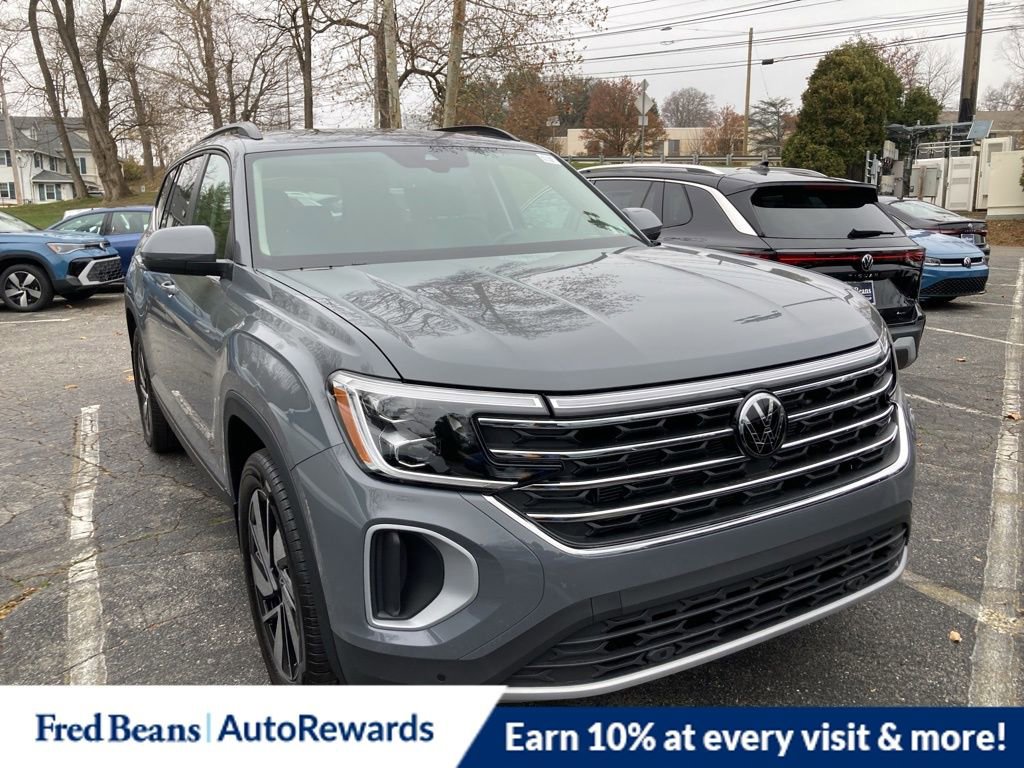 New 2026 Volkswagen Atlas SE image 1