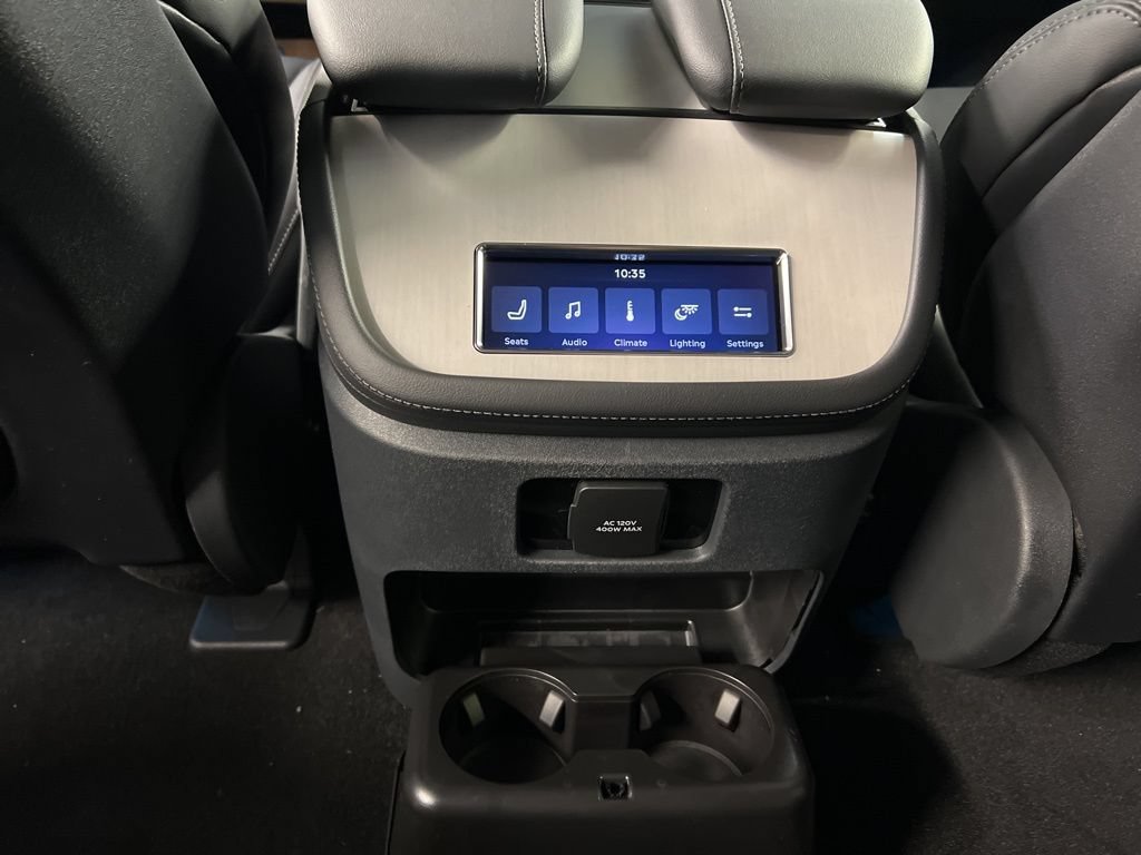 Used 2026 Lincoln Navigator L Premier AWD/4WD image 35