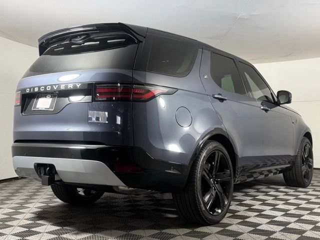 Used 2025 Land Rover Discovery Metropolitan Edition AWD/4WD image 8
