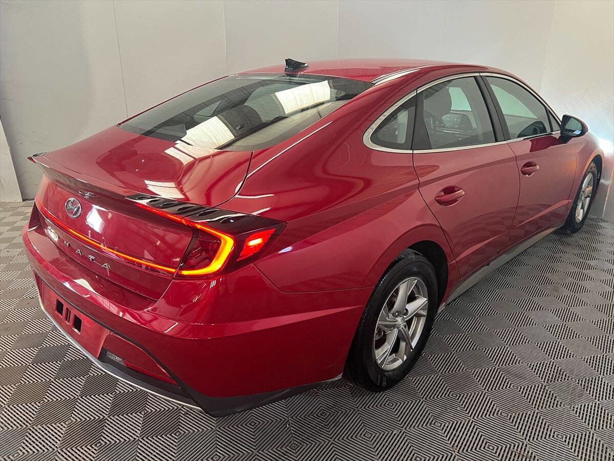 Used 2022 Hyundai Sonata SE w/ Preferred Accessory Package image 5