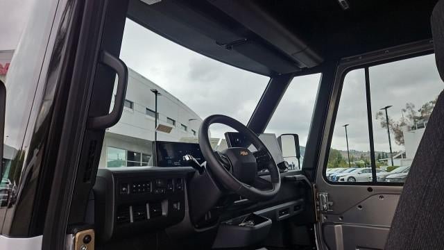 New 2025 Chevrolet Brightdrop 400 w/ Power Door Package AWD/4WD image 10
