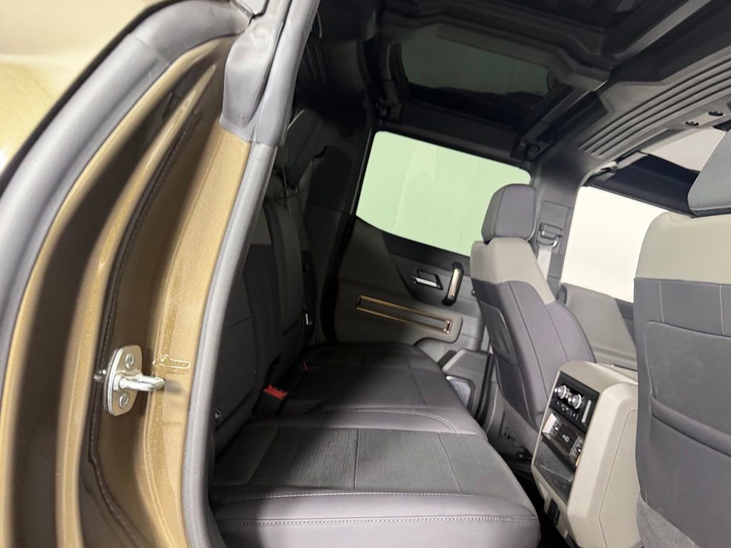 Used 2025 GMC Hummer EV 2X AWD/4WD image 26